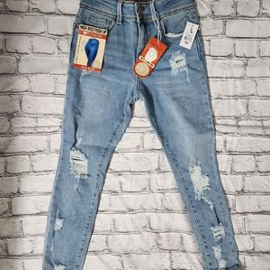🌸3/$30! Women's push-up jeans light blue distressed size 3